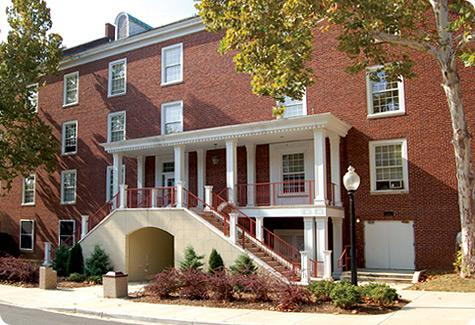 Lee Wicker Exterior