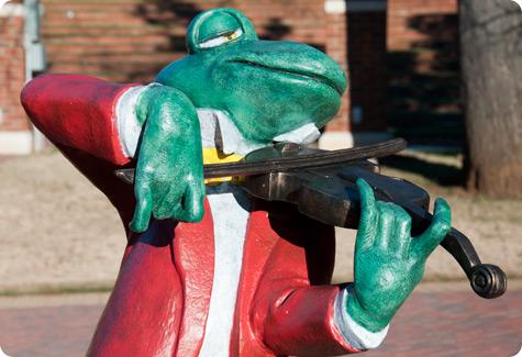 Amphibian musician statue