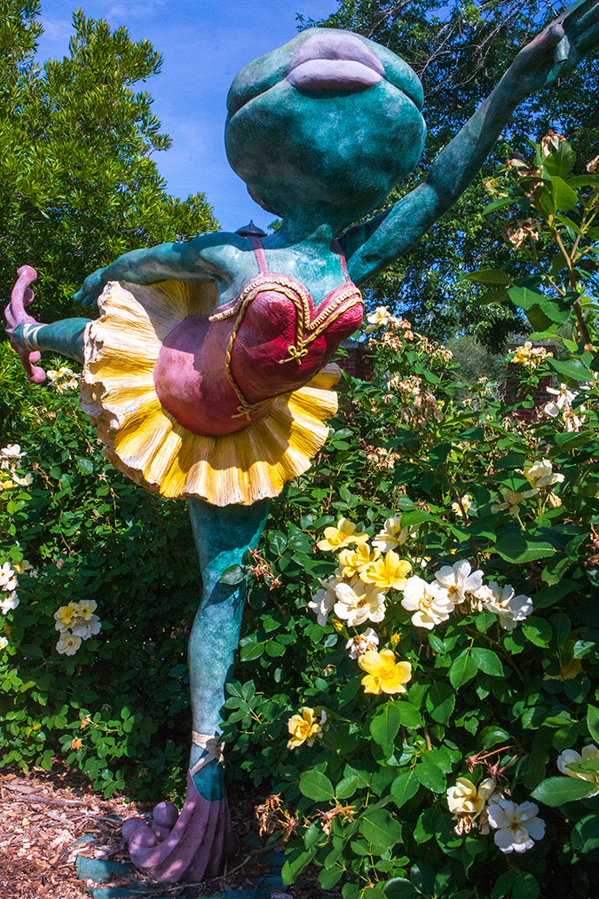 Amphibian dancer statue