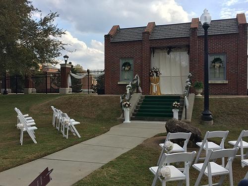 Little Chapel - Outdoor Wedding 3