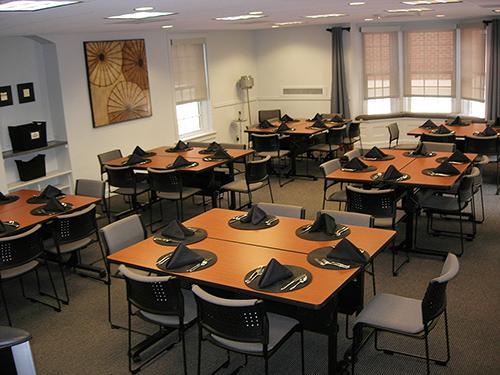 Macfeat House - Conference Room - Dining