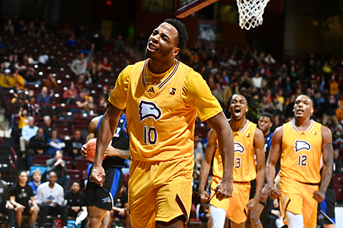 Men's Basketball Player Nick Johnson on court during a game