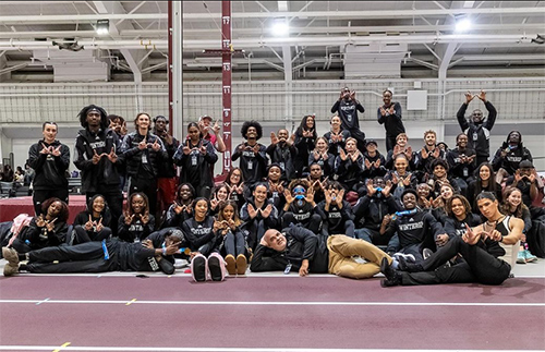 Women's Track Group Shot