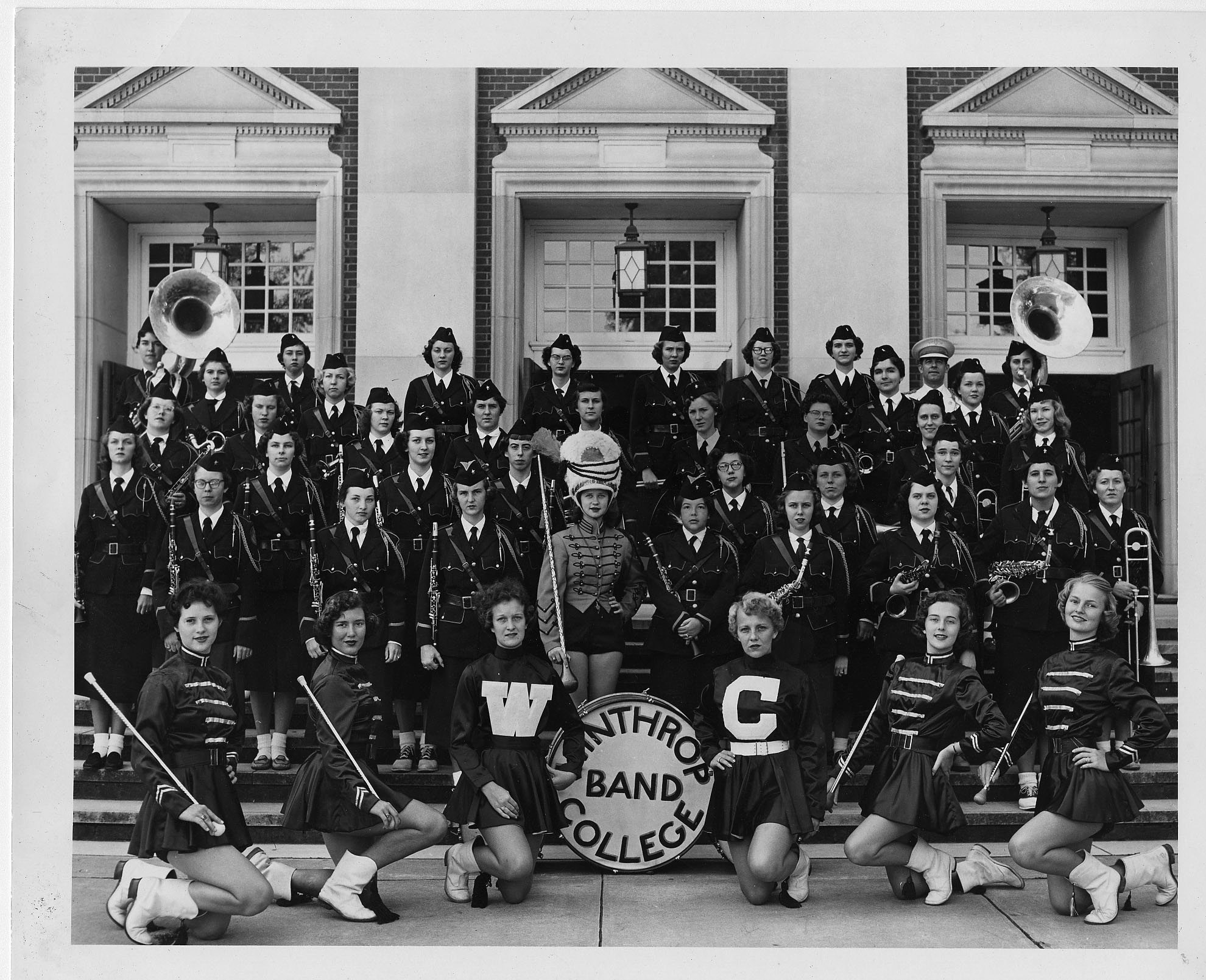1940s Winthrop Band