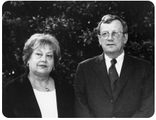 Medal of Honor - Recipients - David and Diane Tweedie White