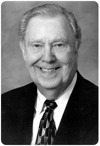 Medal of Honor - Recipients - Loonis McGlohon