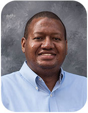/uploadedImages/cbt/faculty/RandleCharles2018.jpg
