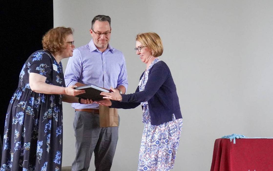 Dr. Margaret Gillikin received the 2025 Distinguished University Supervisor Award.