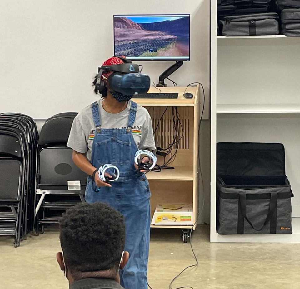Virtual Reality headset