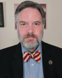 Headshot Dr. Huffmon